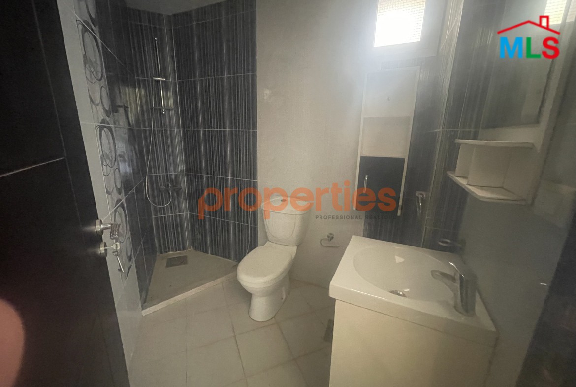 Building and Land for Sale Chabaniyeh – Aley – CPHR11