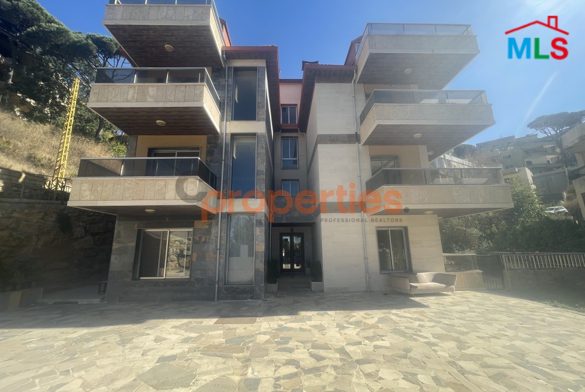 Building and Land for Sale Chabaniyeh – Aley – CPHR11