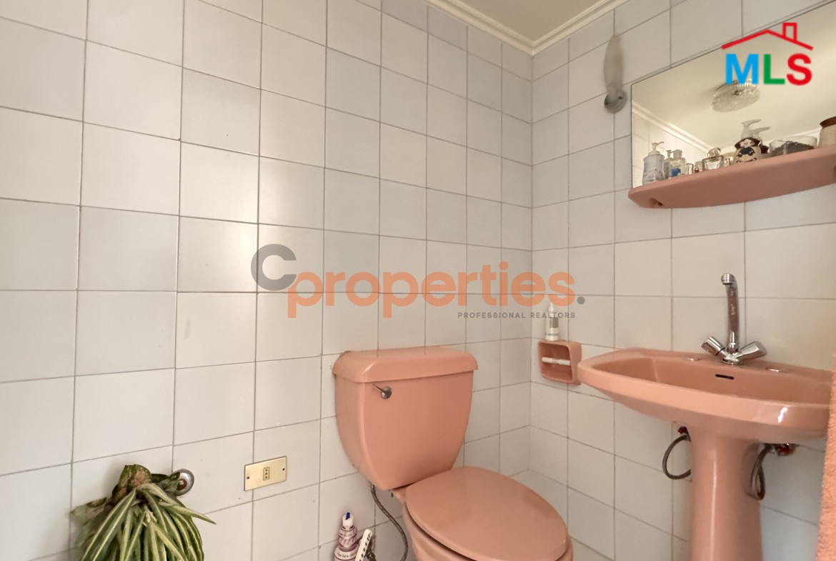 Apartment For Sale In Awkar – CPTA58