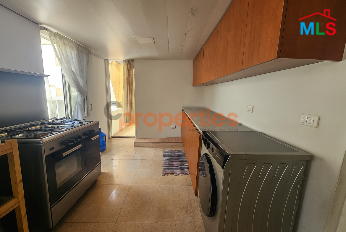 Apartment For Sale In Achrafieh – CPBWW59