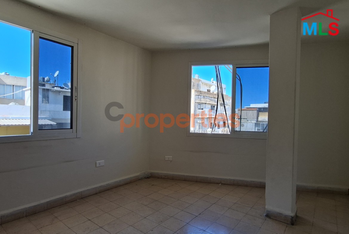 Apartment For Sale In Achrafieh – CPBWW59