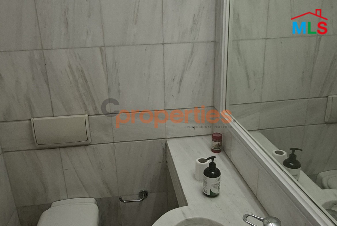 Apartment For Sale in Achrafieh – CPBWW55