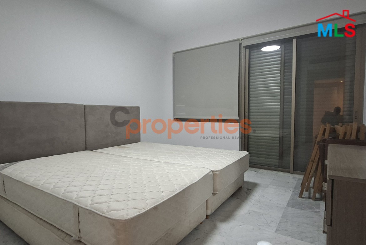 Apartment For Sale in Achrafieh – CPBWW55