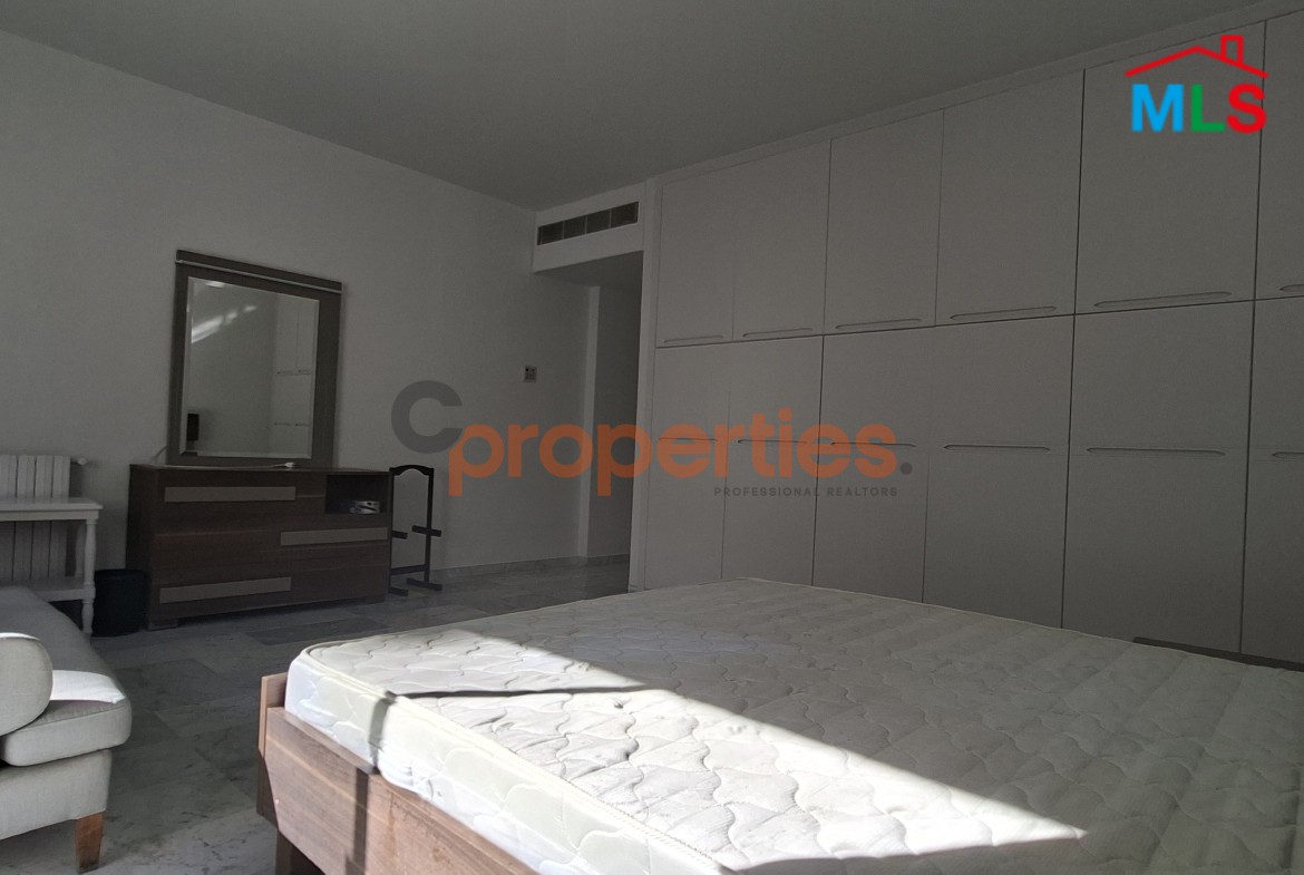 Apartment For Sale in Achrafieh – CPBWW55