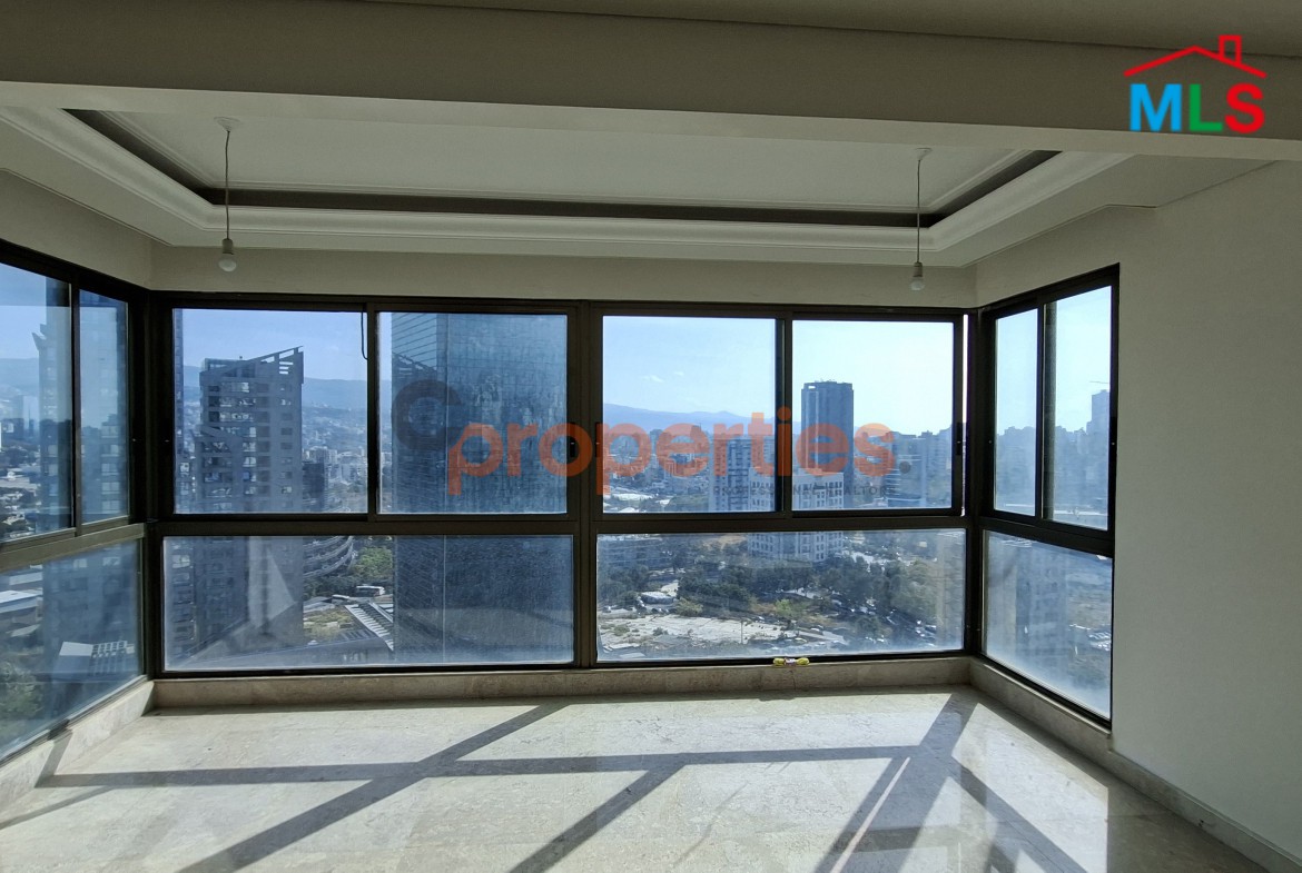 Apartment For Sale in Achrafieh – CPBWW50