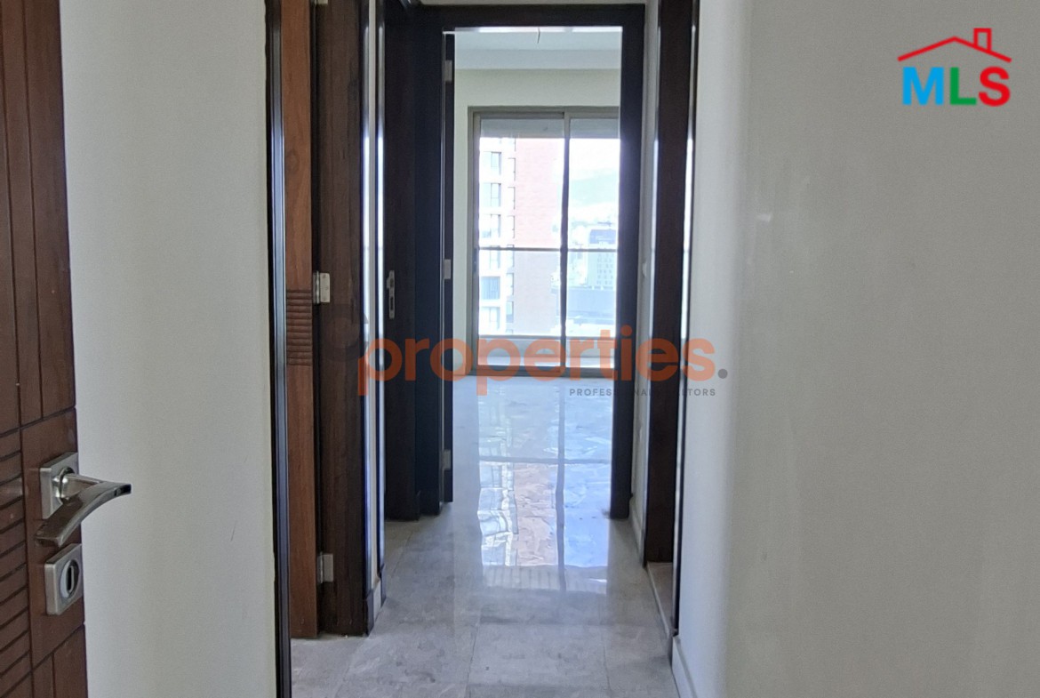 Apartment For Sale in Achrafieh – CPBWW50