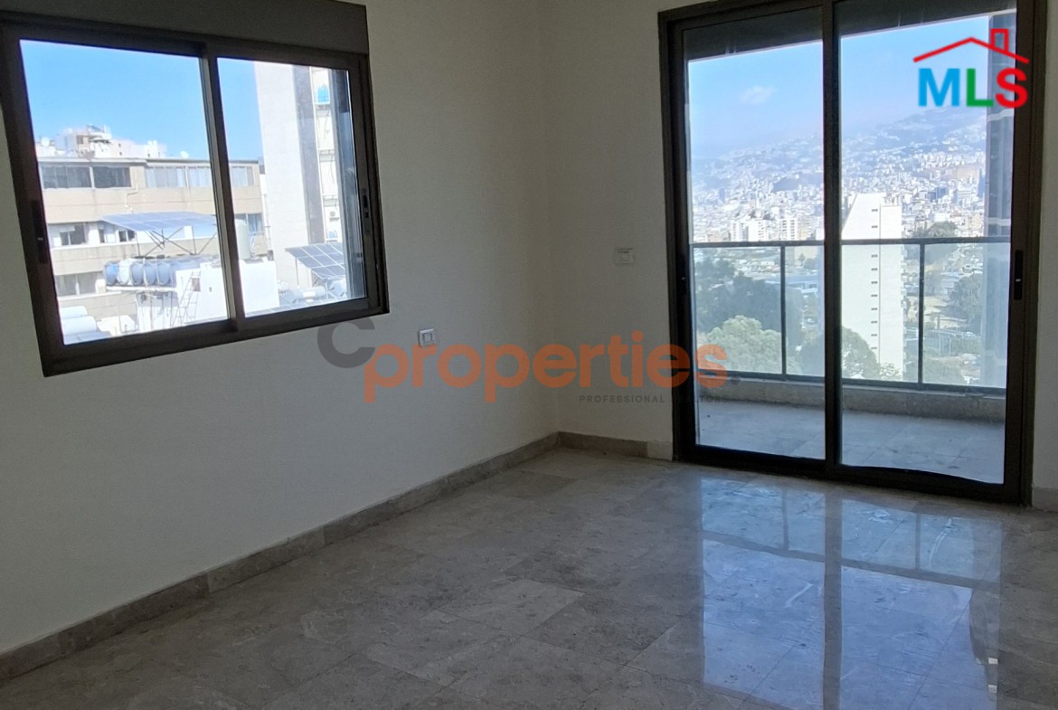 Apartment For Sale in Achrafieh – CPBWW50