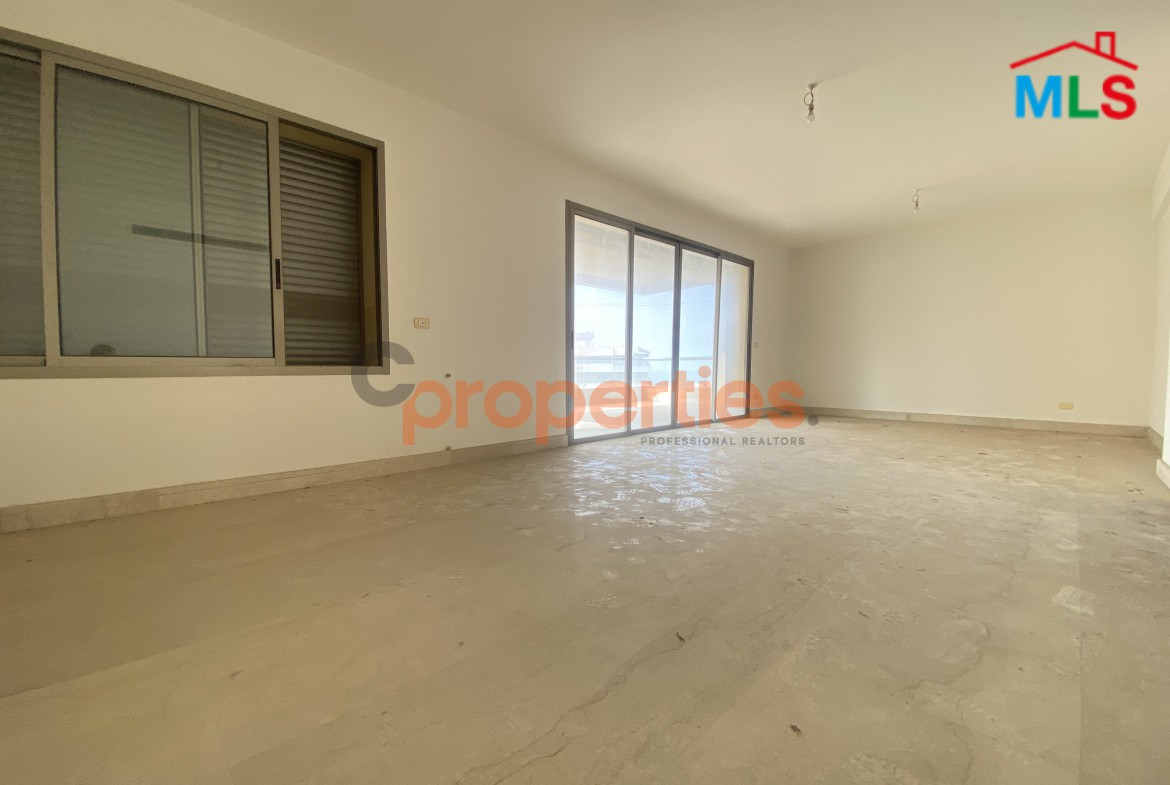 Bright Apartment For Sale in Zalka – CPFY52