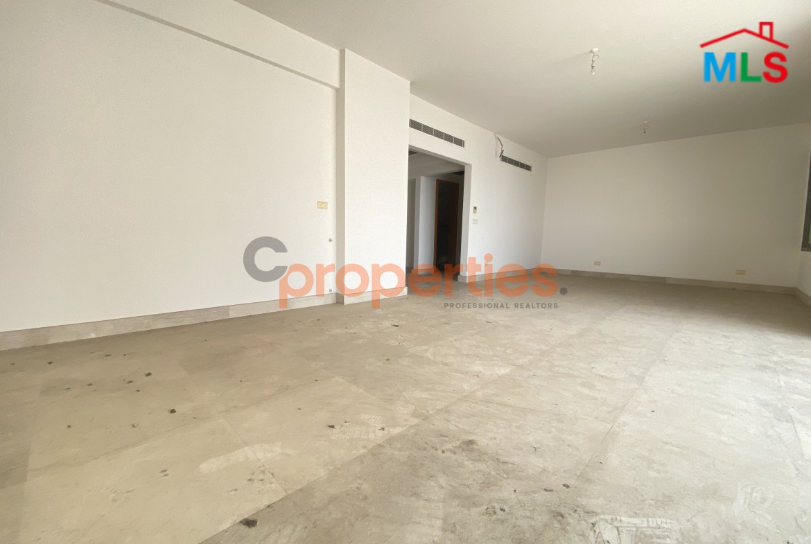 Bright Apartment For Sale in Zalka – CPFY52