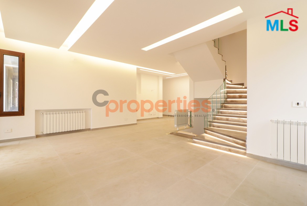 Villa For Sale In Jbeil Annaya with Payment Facilities – CPJJA15