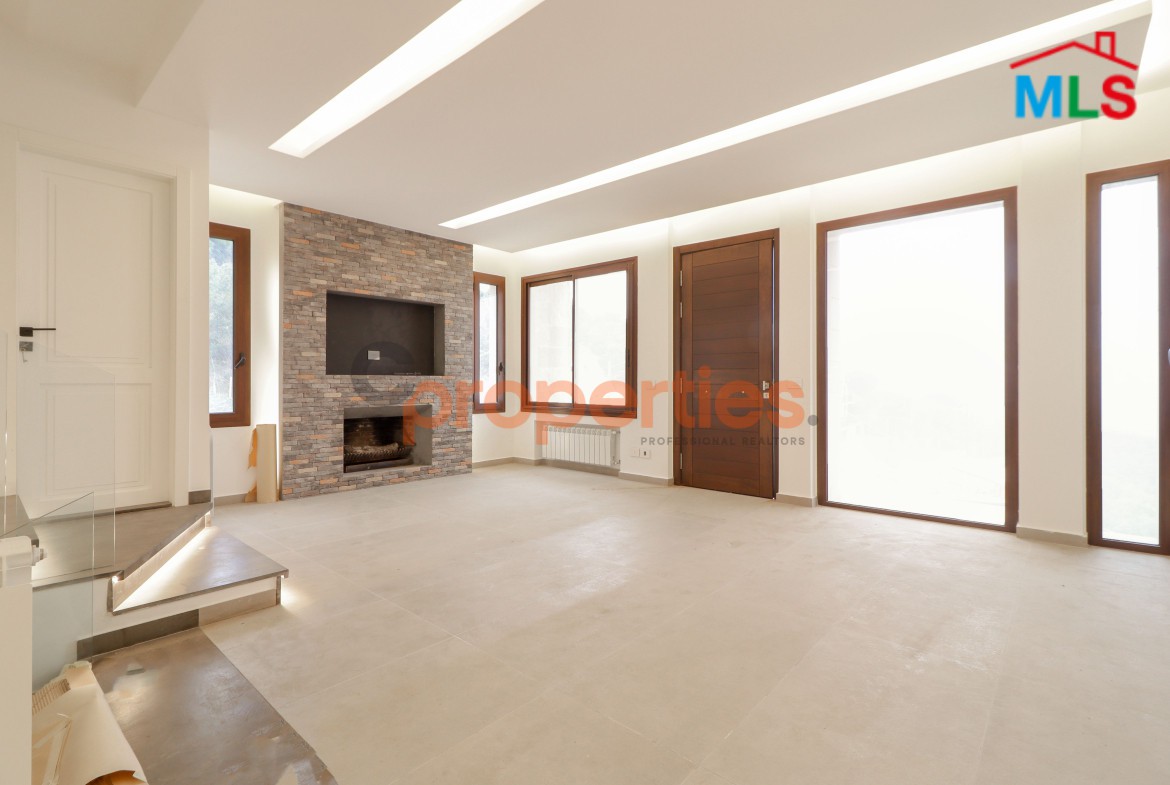 Villa For Sale In Jbeil Annaya with Payment Facilities – CPJJA15