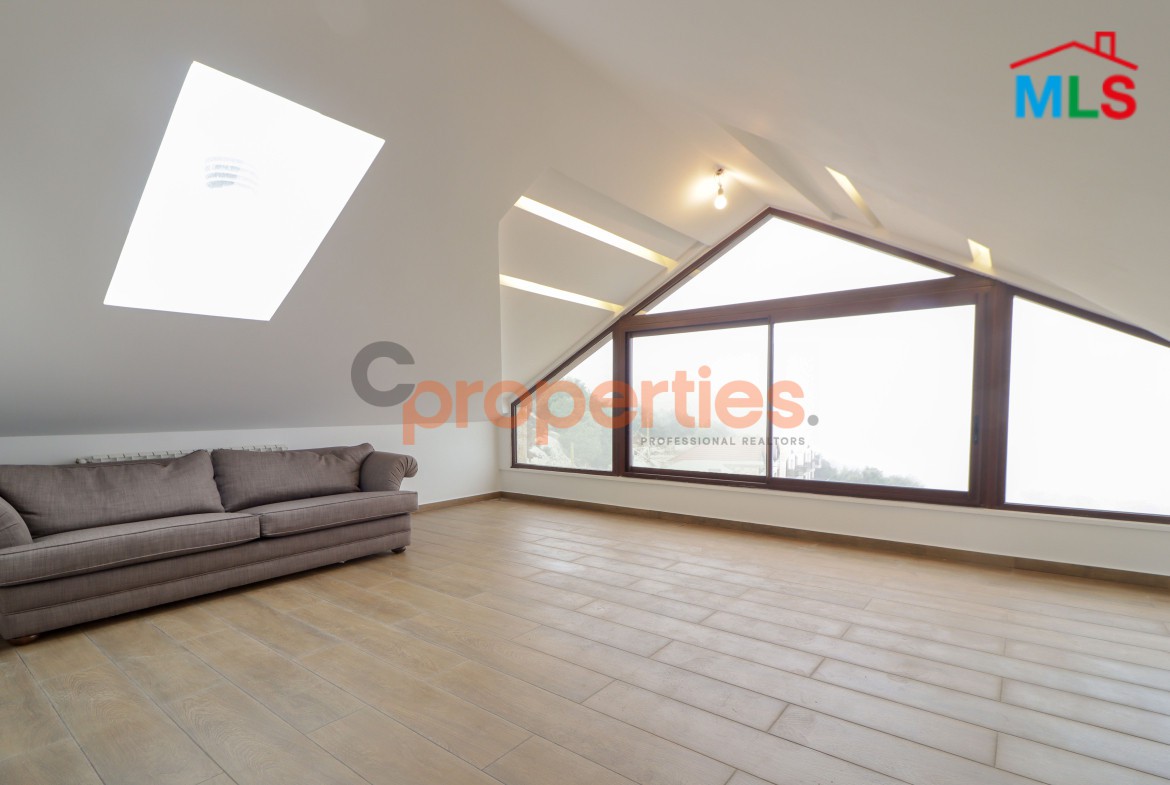 Villa For Sale In Jbeil Annaya with Payment Facilities – CPJJA15