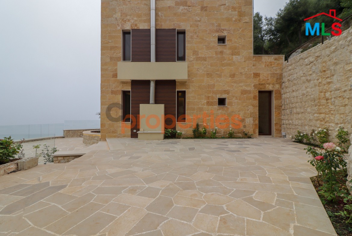 Villa For Sale In Jbeil Annaya with Payment Facilities – CPJJA15