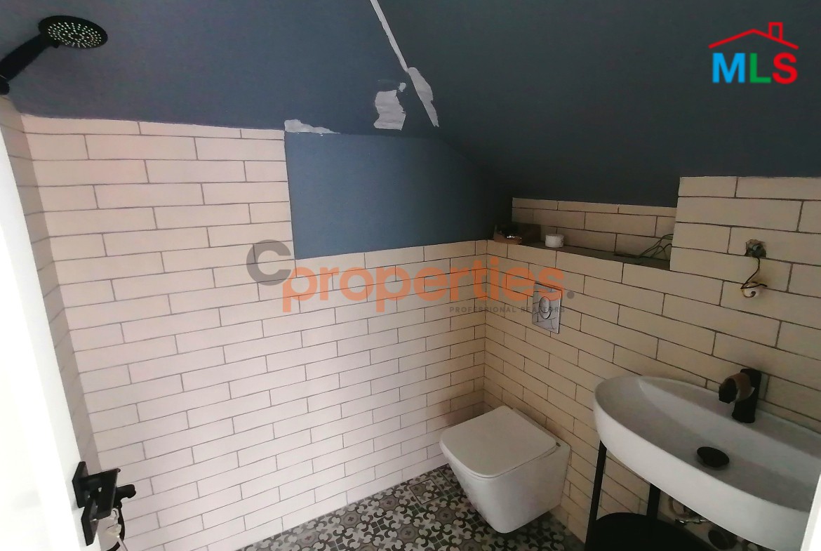 Villa For Sale In Jbeil Annaya with Payment Facilities – CPJJA15