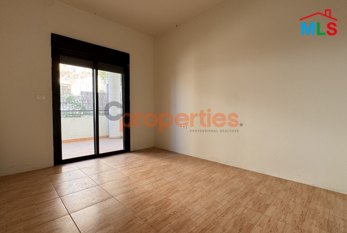 Apartment For Sale In Awkar – CPTA54
