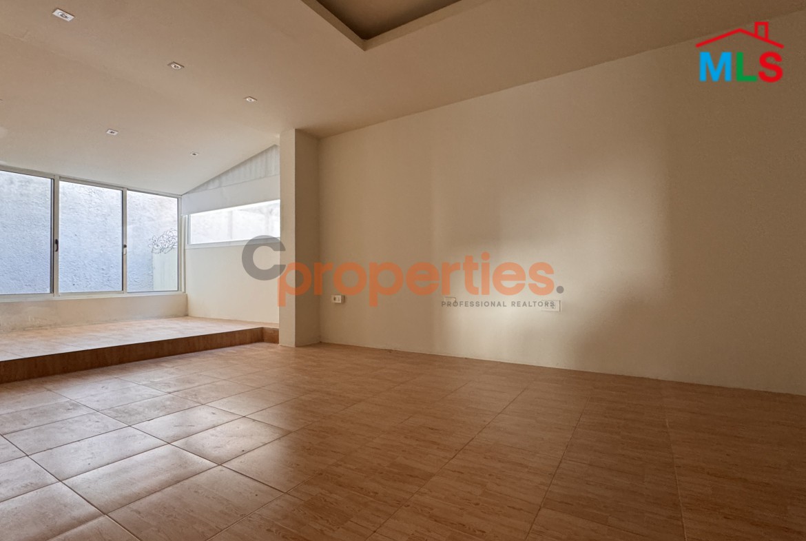 Apartment For Sale In Awkar – CPTA54