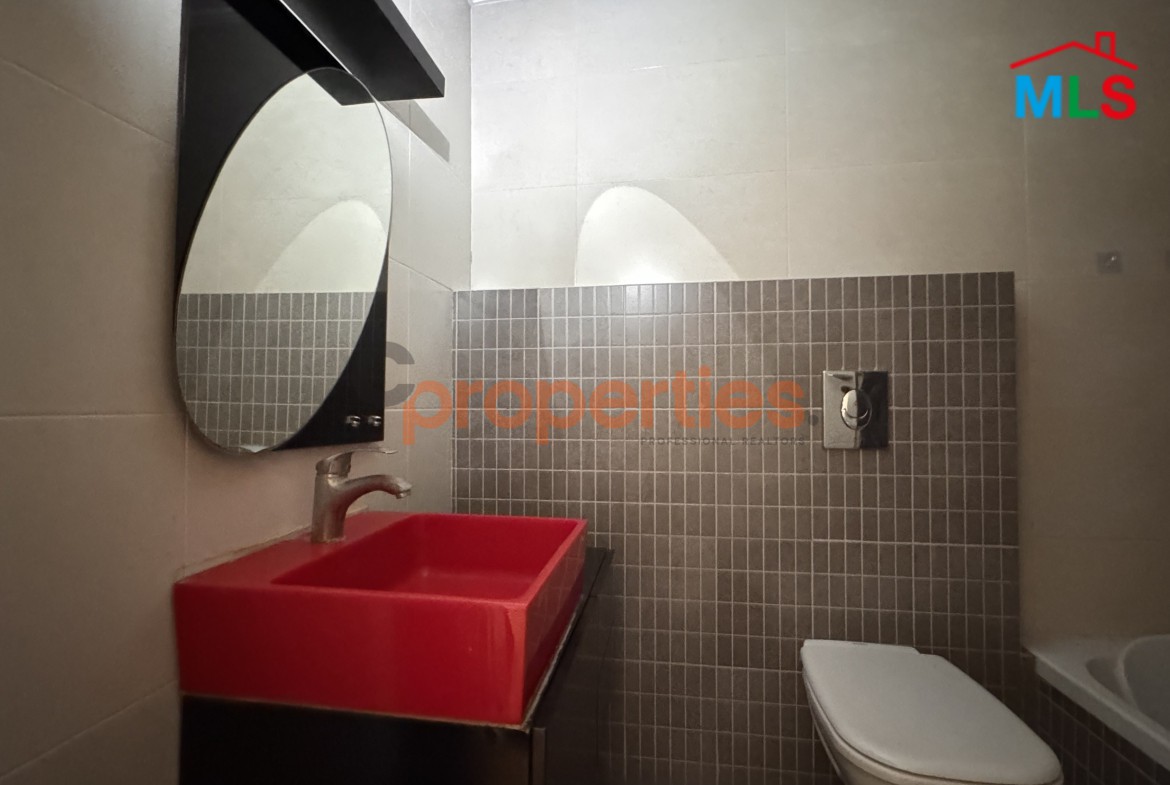 Apartment For Sale In Awkar – CPTA54