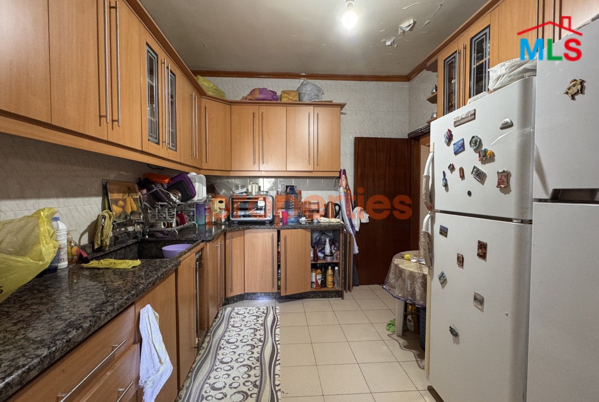 Apartment For Sale In Awkar – CPTA16