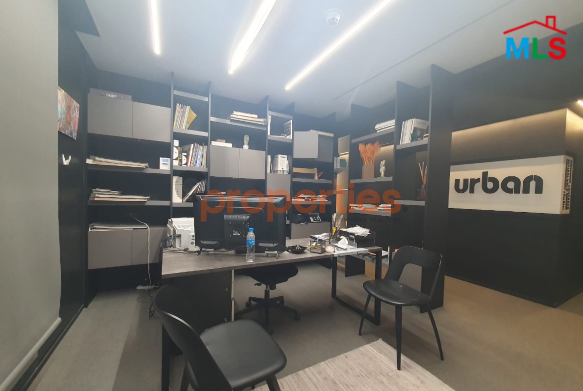 Office for sale in achrafieh – CPBRN13