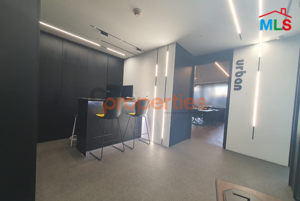 Office for sale in achrafieh – CPBRN13