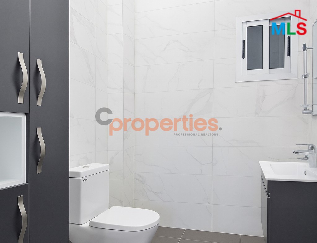 Apartment For Sale In Achrafieh – CPBWW43