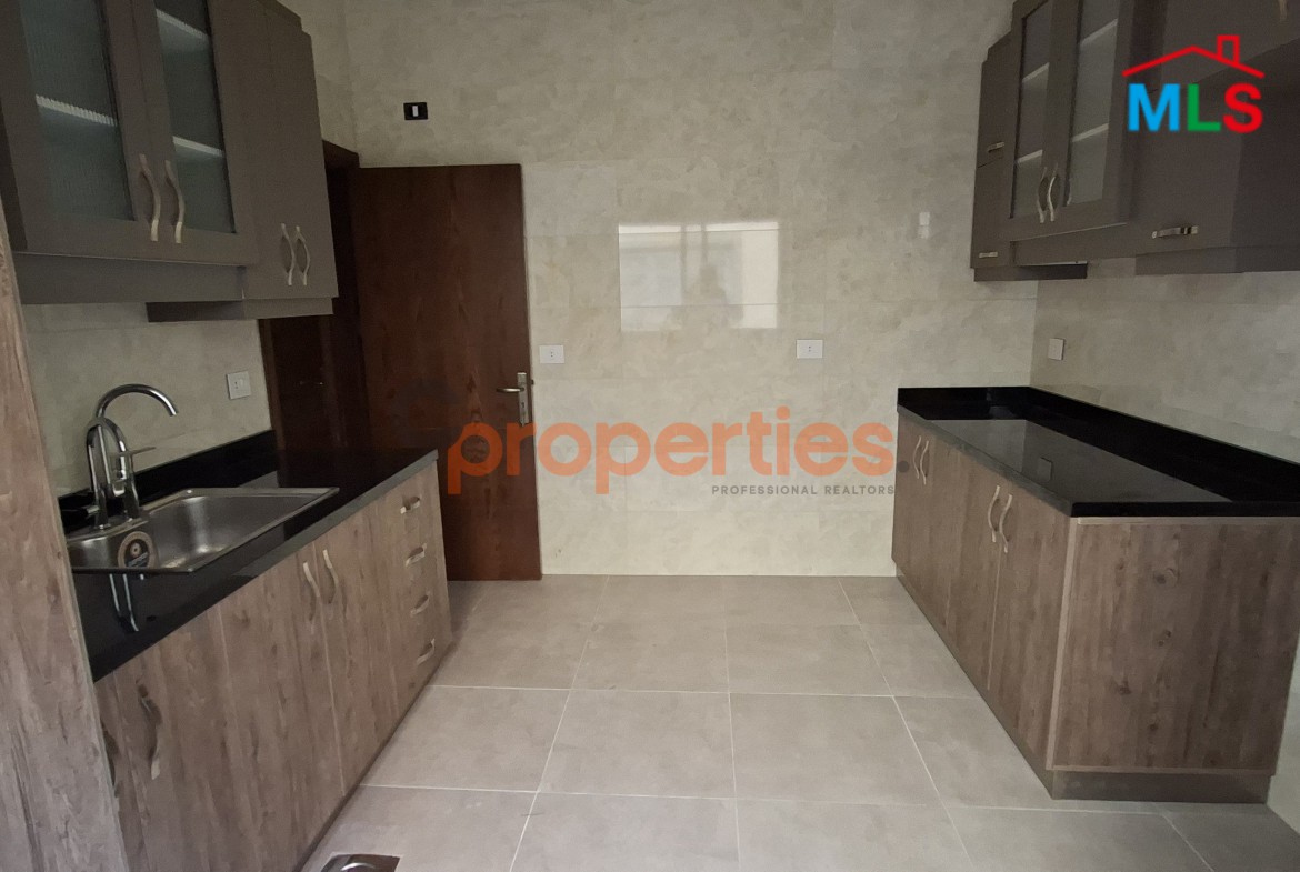Apartment For Sale In Achrafieh – CPBWW43