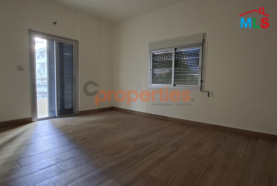 Apartment For Sale In Achrafieh – CPBWW43