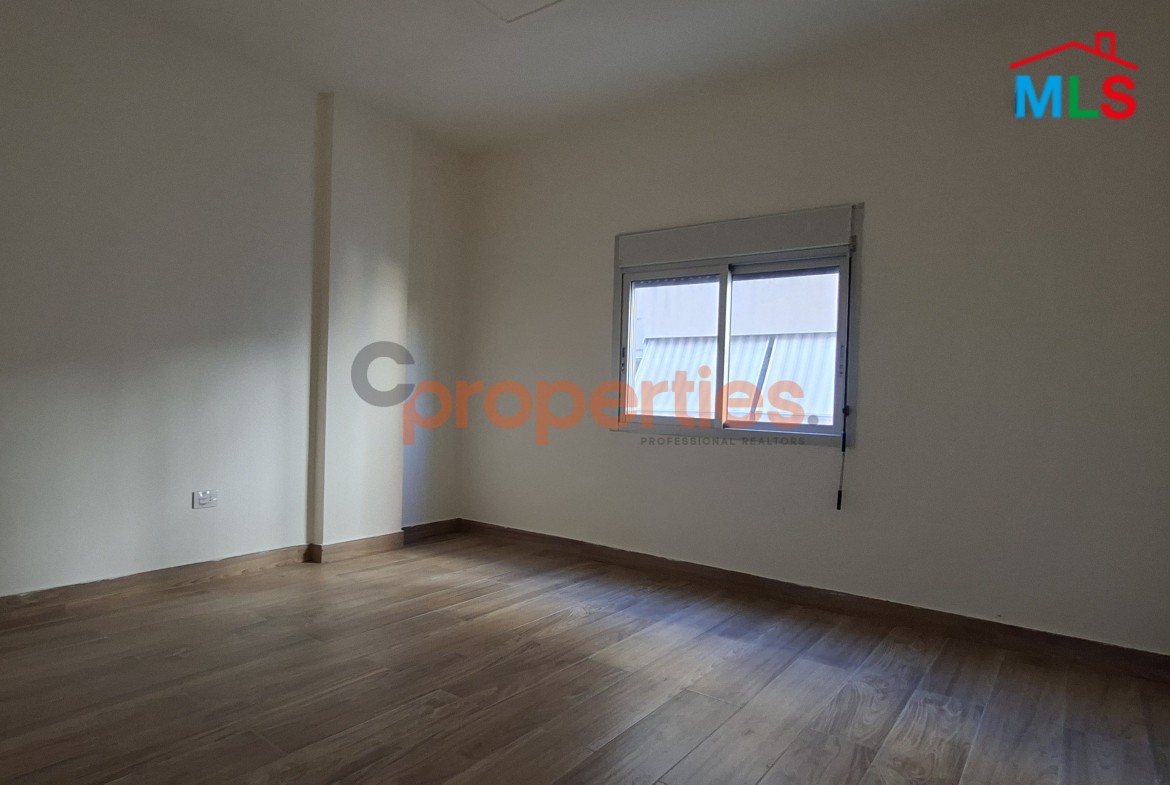 Apartment For Sale In Achrafieh – CPBWW43