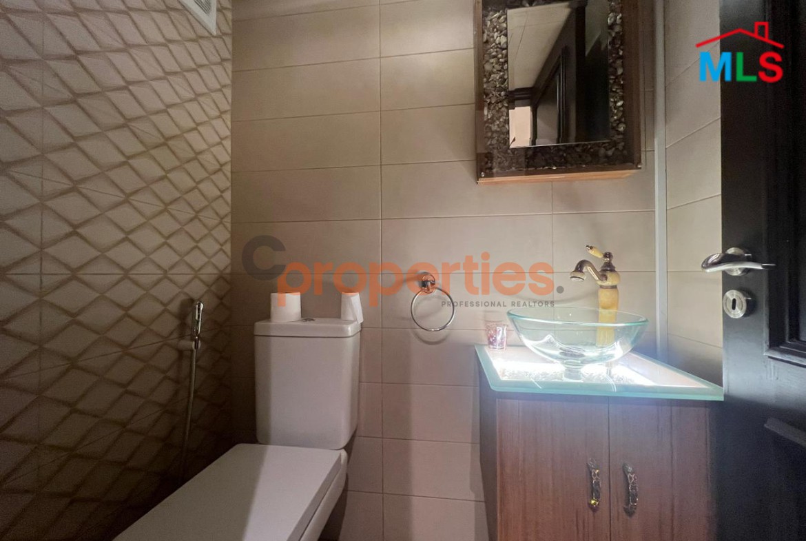 Spacious Apartment for Sale in Hazmieh – Mar Takla – CPMK156