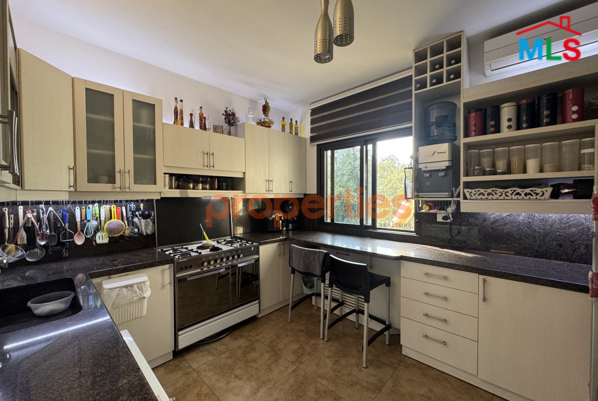 Luxurious Duplex for Sale in Beit el Kikko – CPMF34