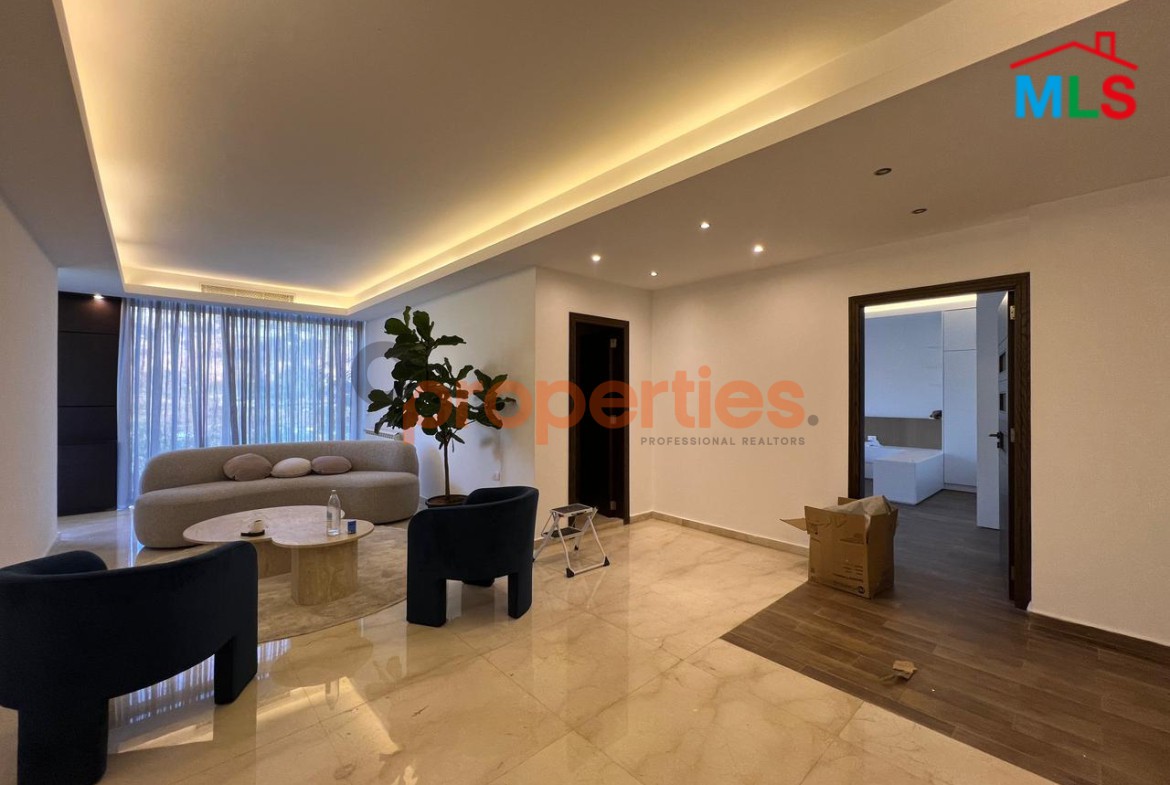 Luxury Apartment for Sale in Hazmieh with Terrace – CPMK152