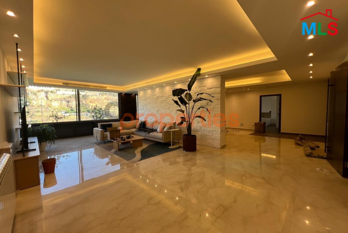 Luxury Apartment for Sale in Hazmieh with Terrace – CPMK152