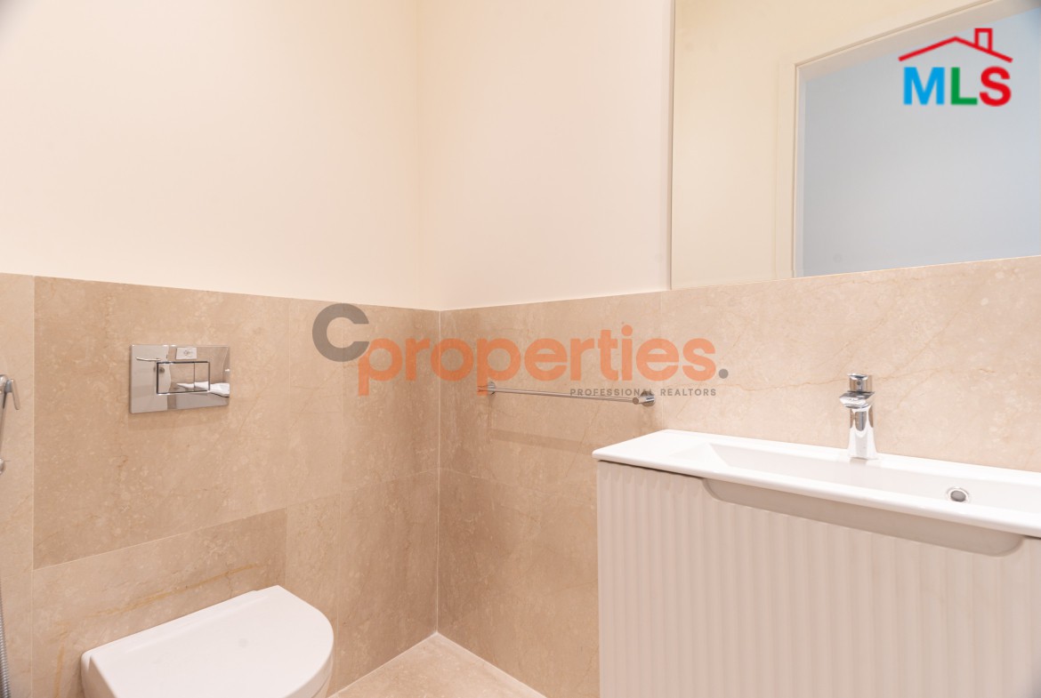 Apartment For Sale in Biyada With Terrace شقة للبيع في البياضة – CPCF213