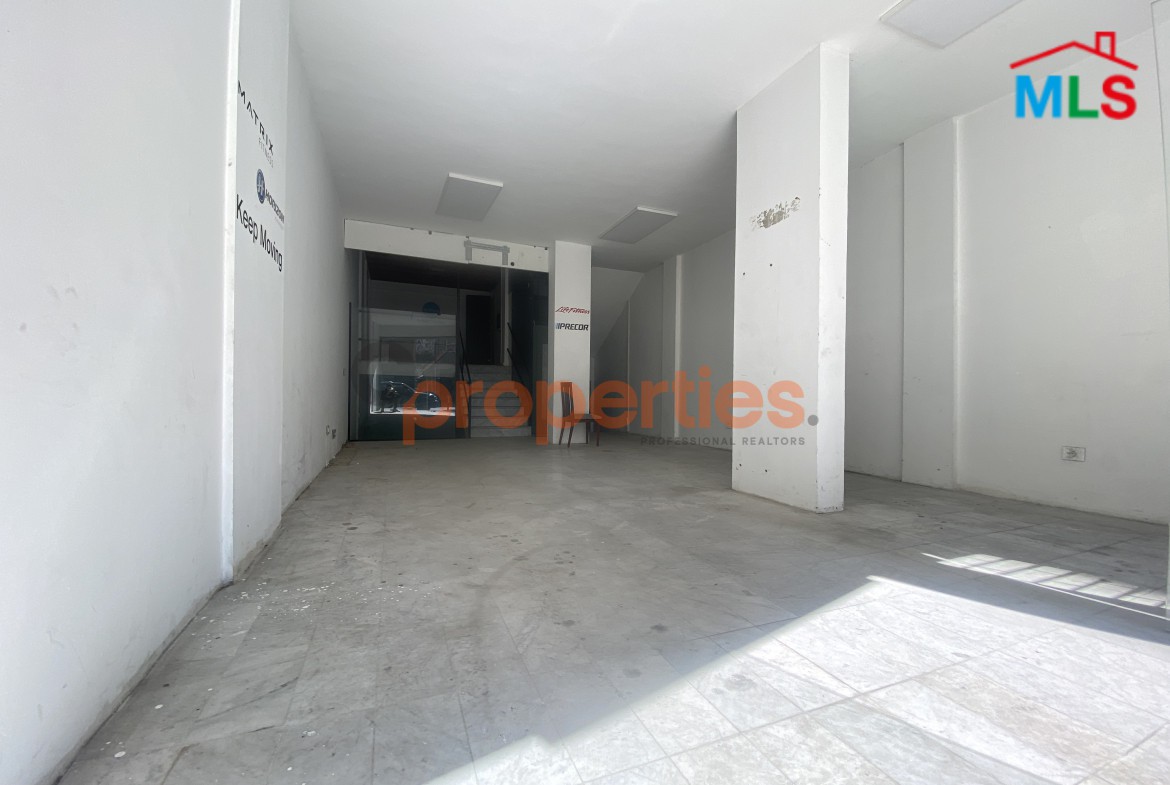 Shop For Sale in Zalka – CPFY38