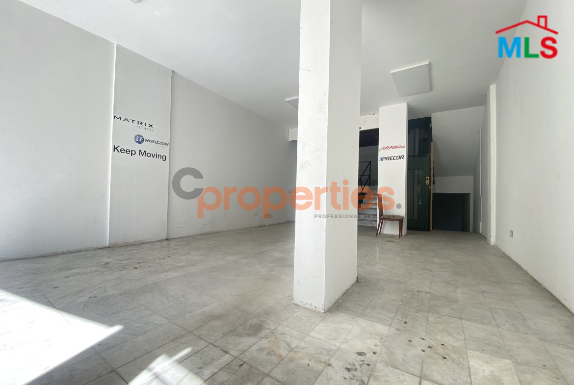Shop For Sale in Zalka – CPFY38