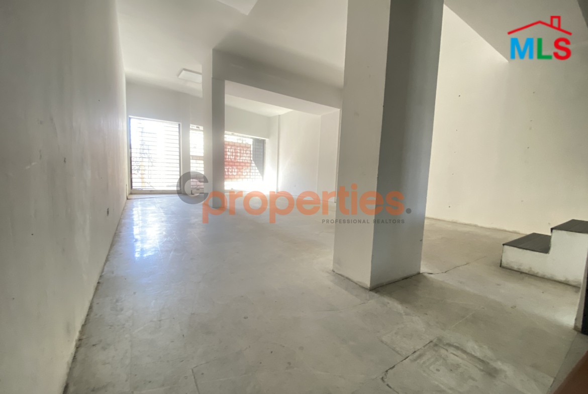 Shop For Sale in Zalka – CPFY38