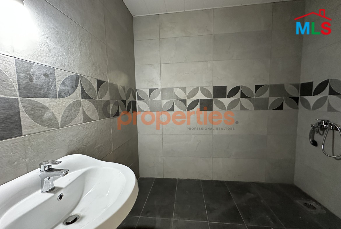 Apartment For Sale in Bet el Kikko with Terrace – CPCF265