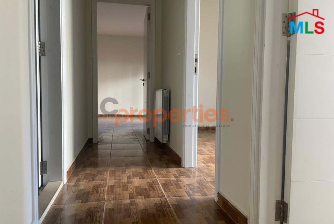 Apartment for Sale In Ballouneh – CPKRH52