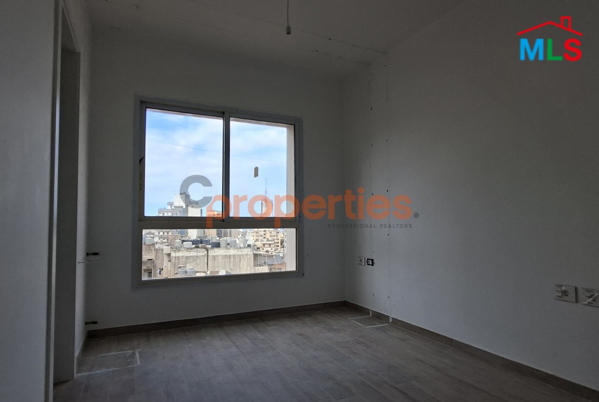 Apartment For Sale In Achrafieh – CPBWW40