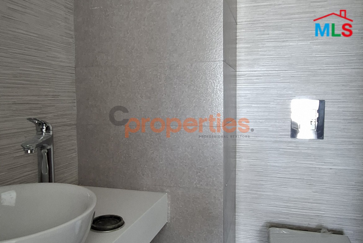 Apartment For Sale In Achrafieh – CPBWW39