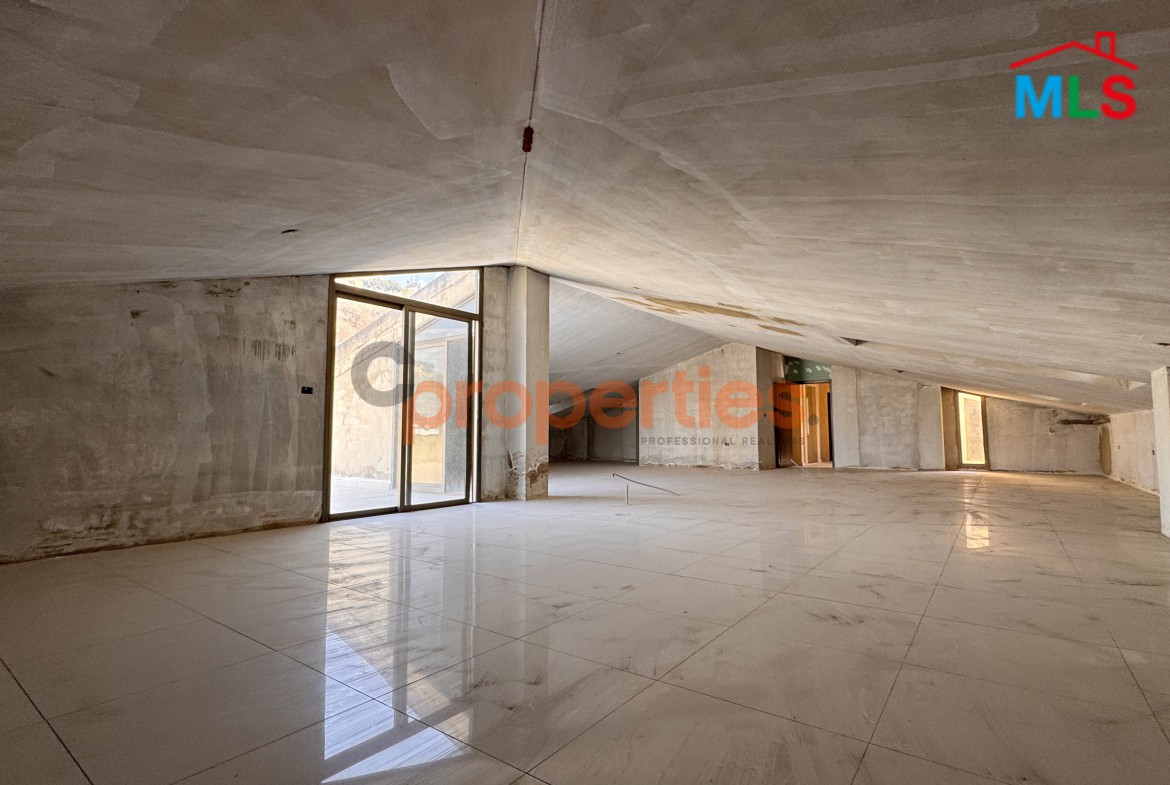 Duplex For Sale In Awkar With Terrace – CPTA32