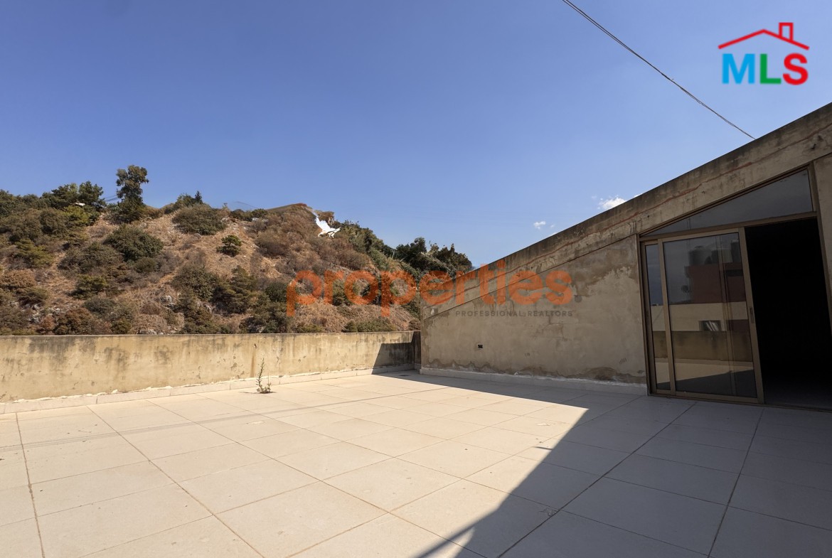 Duplex For Sale In Awkar With Terrace – CPTA32