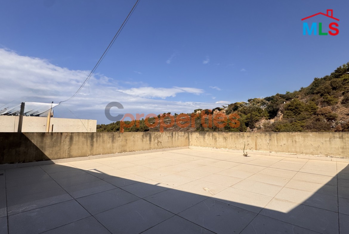 Duplex For Sale In Awkar With Terrace – CPTA32