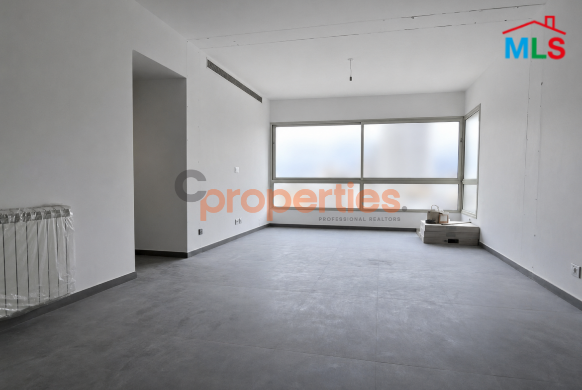 Apartment For Sale In Achrafieh شقة للبيع في الأشرفية CPBWW34