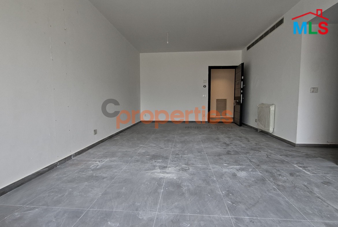 Apartment For Sale In Achrafieh شقة للبيع في الأشرفية CPBWW34