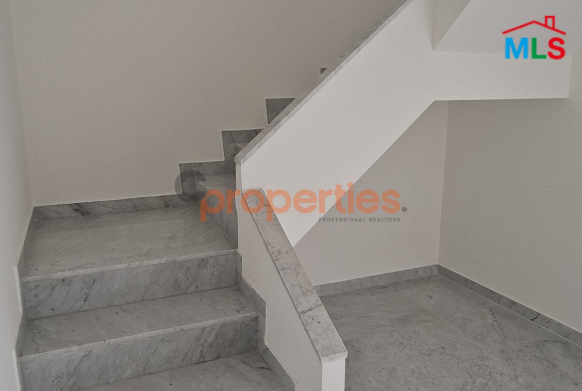 Duplex For Sale In Achrafieh دوبلكس للبيع في الأشرفية CPBWW30