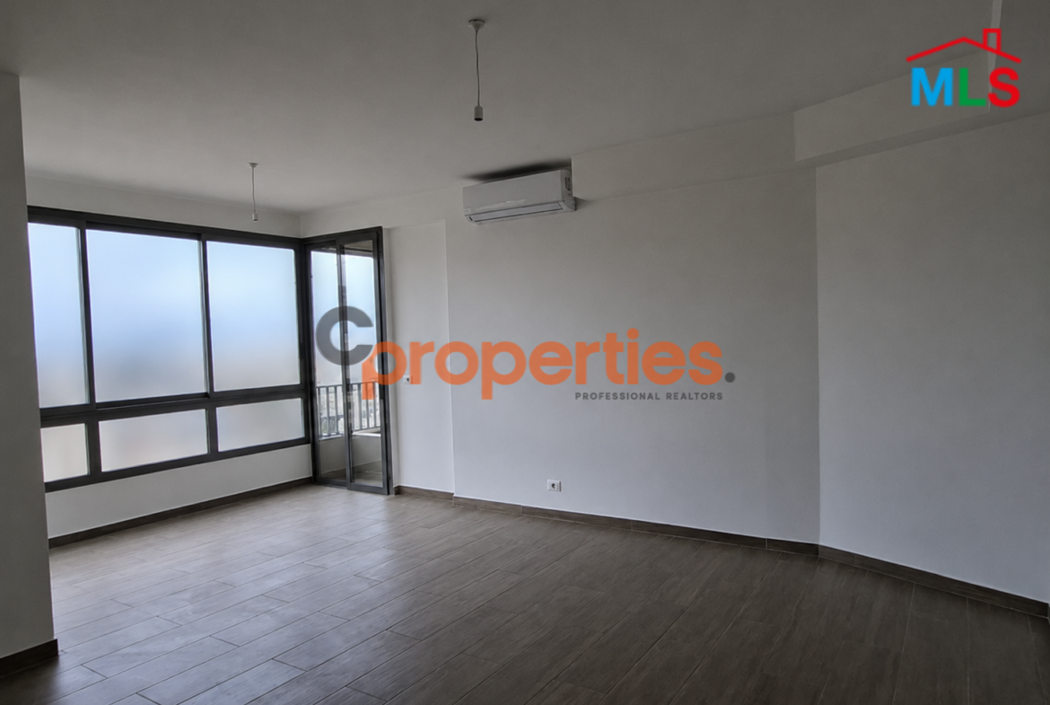 Apartment For Sale In Achrafieh شقة للبيع في الأشرفية CPBWW28