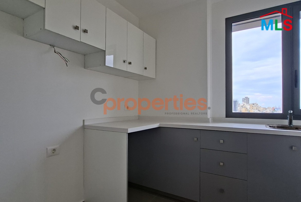 Apartment For Sale In Achrafieh شقة للبيع في الأشرفية CPBWW28