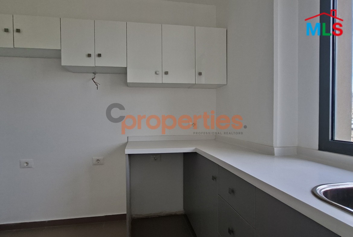Apartment For Sale In Achrafieh شقة للبيع في الأشرفية CPBWW28