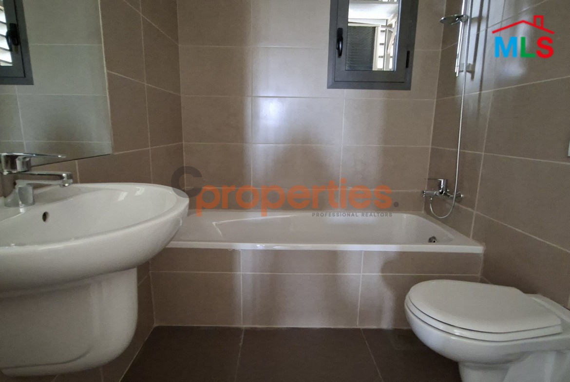 Apartment For Sale In Achrafieh شقة للبيع في الأشرفية CPBWW28